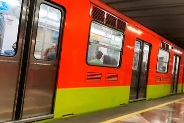 En Metro Balderas colapsó un tramo de loza falsa en el pasillo que conecta la Línea 1 con la 3, sin que haya personas lesionadas, informó el Sistema de Transporte Colectivo.
 