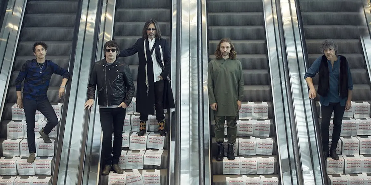 En pleno momento de la gira con el disco Discutible, por Argentina y futuras fechas por España, Francia y Alemania, Babasónicos confirma su próxima visita a México con uno de los conciertos más importantes de los últimos años.