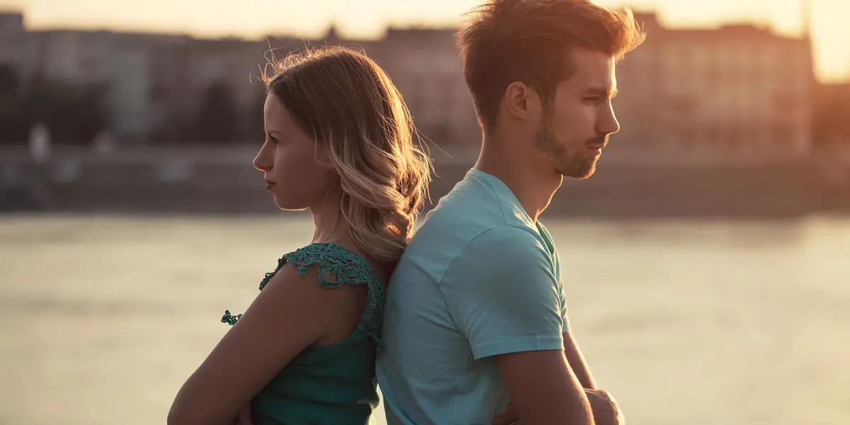 Es sabido que existe compatibilidad en los signos del zodiaco. Pero ¿qué ocurre cuando las característica de estos los hacen totalmente opuestos?