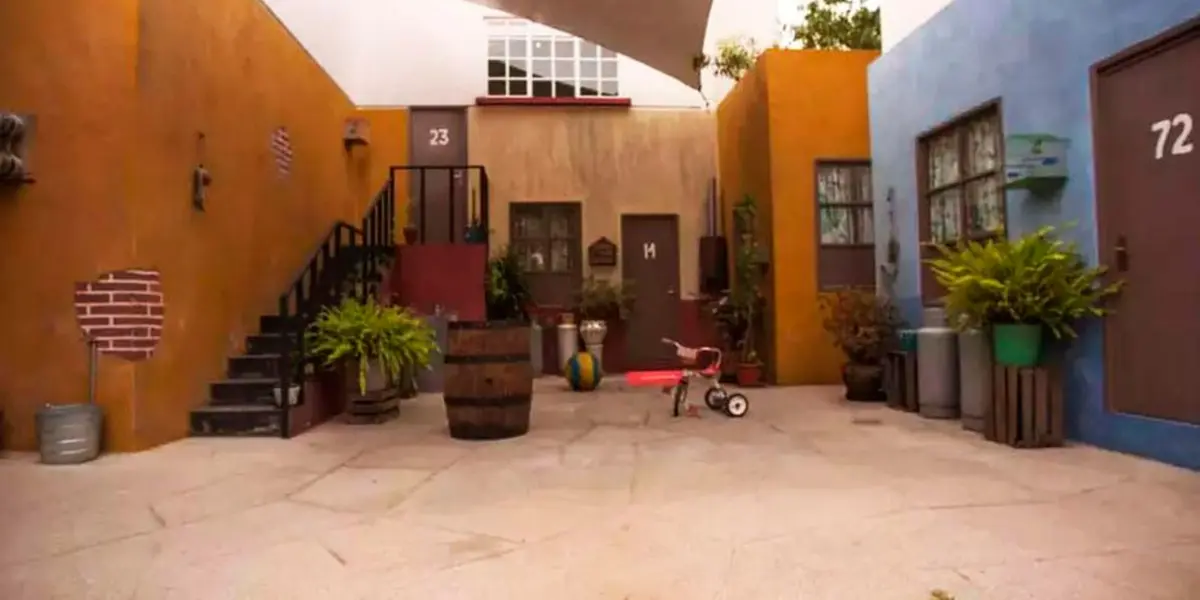 Este fue la única ocasión en que Chespirito no salió en pantalla durante toda la serie.