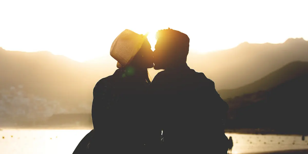 Estos son los signos a los que se les acelera el corazón cuando encuentran la mirada perfecta.