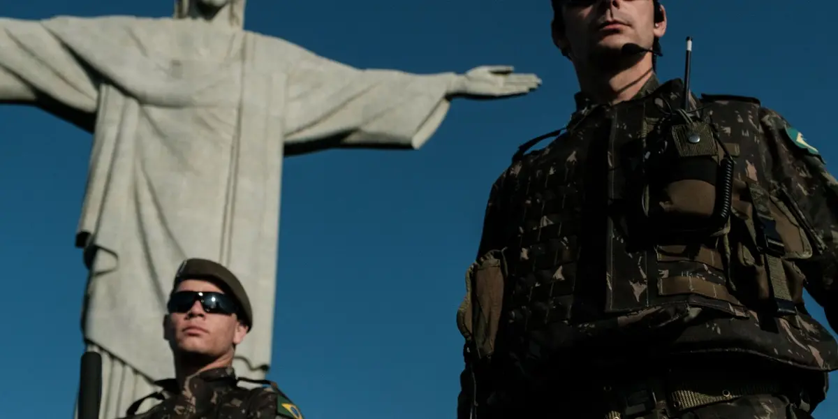 eta, la matriz de Facebook, señaló en su primer informe trimestral de amenazas que eliminó 14 perfiles falsos y nueve páginas de Facebook, así como 39 cuentas de Instagram, red social que también pertenece al grupo.