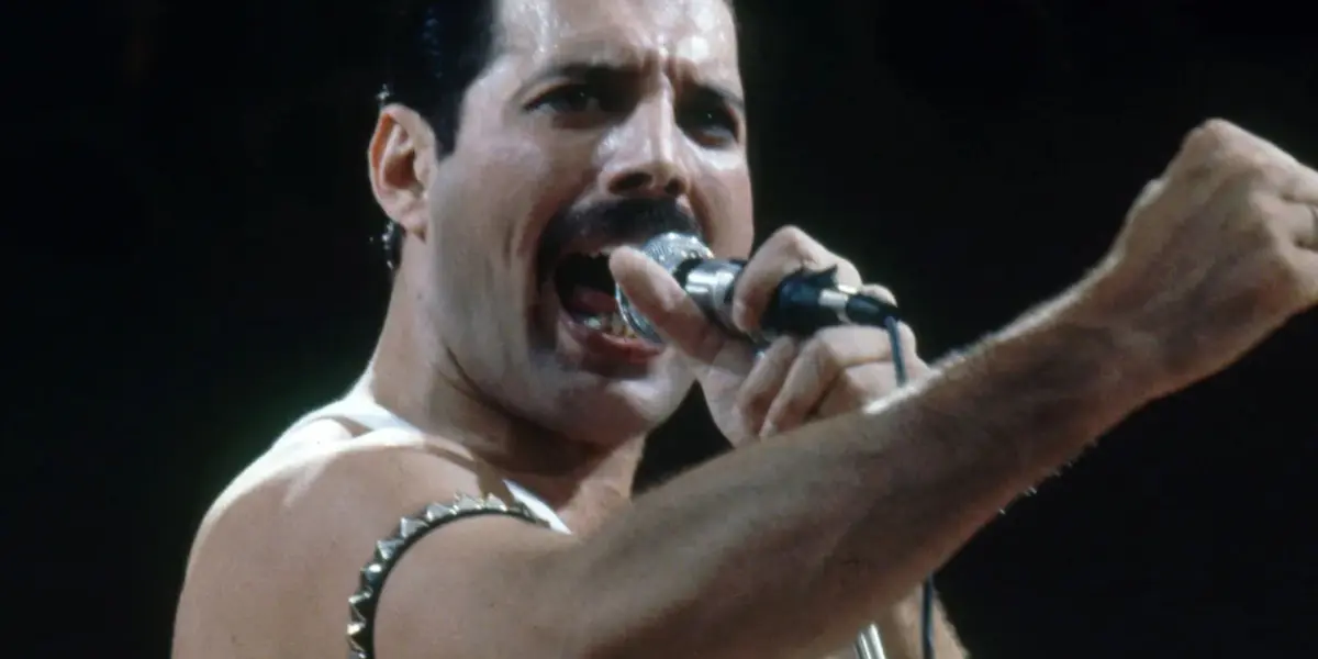 Freddie Mercury fue revivido por un polémico cantante mexicano