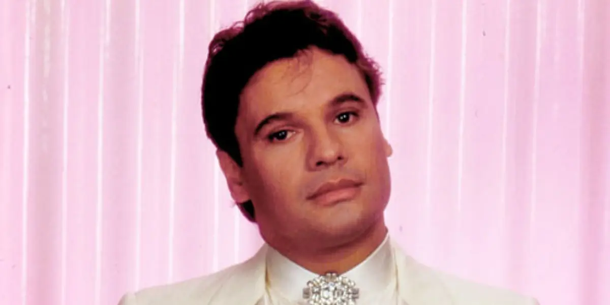 Juan Gabriel tras casi 6 años de su fallecimiento sigue visitando a sus seres queridos