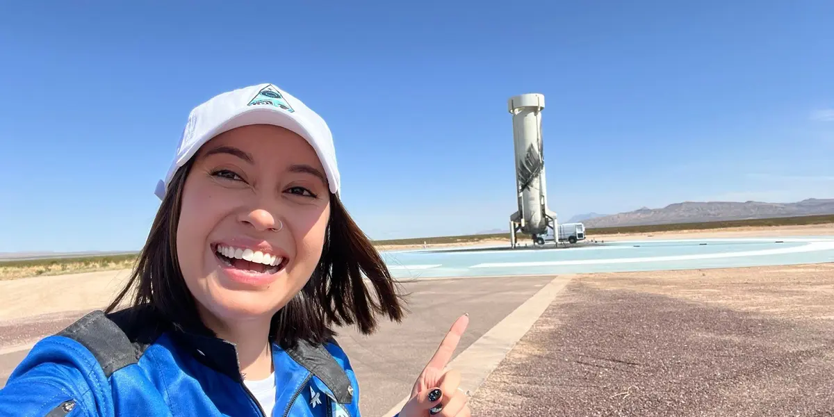 Katya Echazarreta quien logró y se convirtió en la primera mexicana en viajar al espacio a bordo de la misión New Shepard de la compañía privada Blue Origin.