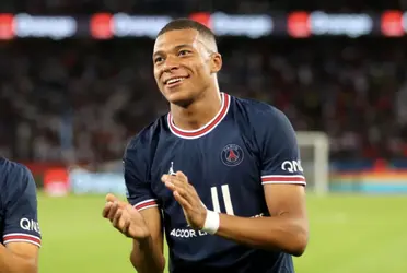 Kylian Mbappé y su lujosa colección de coches que no puede manejar