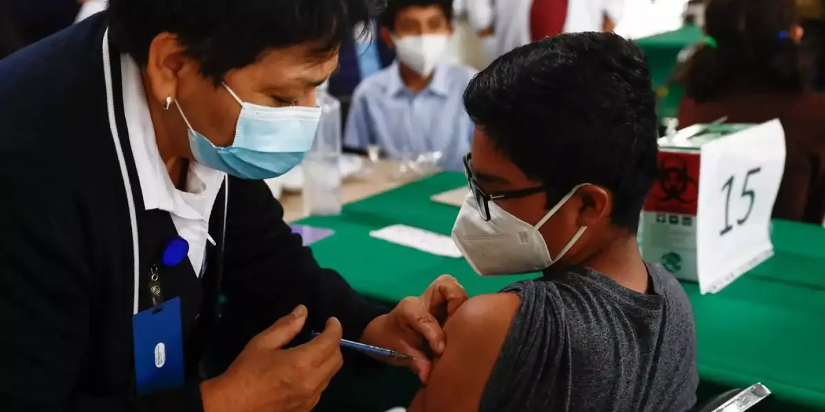 Arranca este lunes vacunación de menores de 15 a 17 años en Ciudad de México