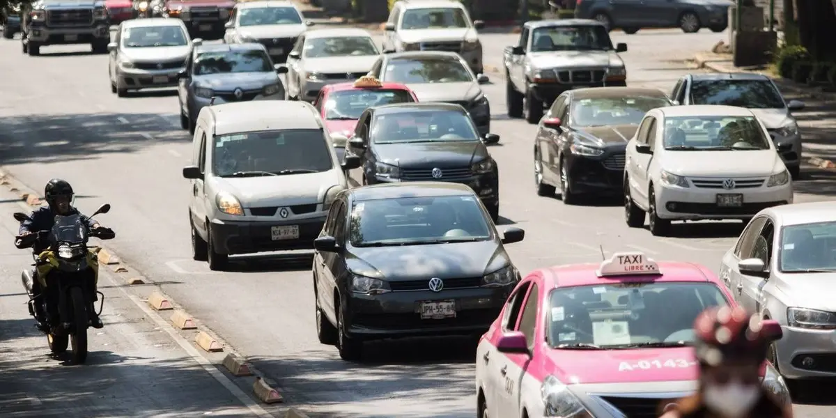 La Comisión Ambiental de la Megalópolis (CAMe) determinó que todos los domingos los automóviles pueden transitar libremente en la Ciudad de México y el Estado de México.