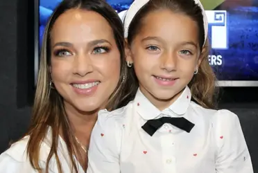 La conductora sorprendió a la pequeña con un aparatoso obsequio, muestra del gran amor que se tienen.