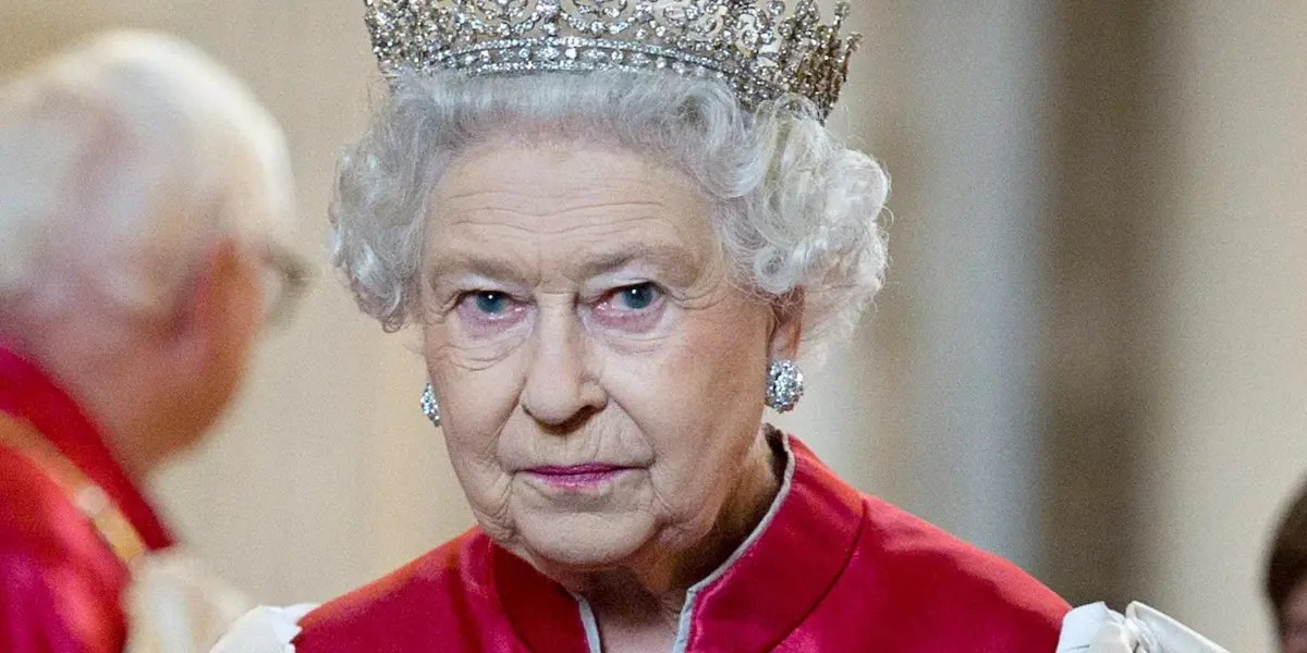 La Reina Isabel II podía romper la ley con acciones ilegales sin represalias en su contra