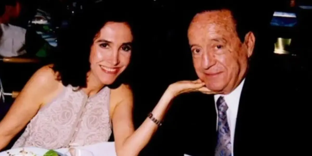 La tumba del famoso Roberto Gómez Bolaños es muy popular y conocida por muchos influencers de la actualidad.