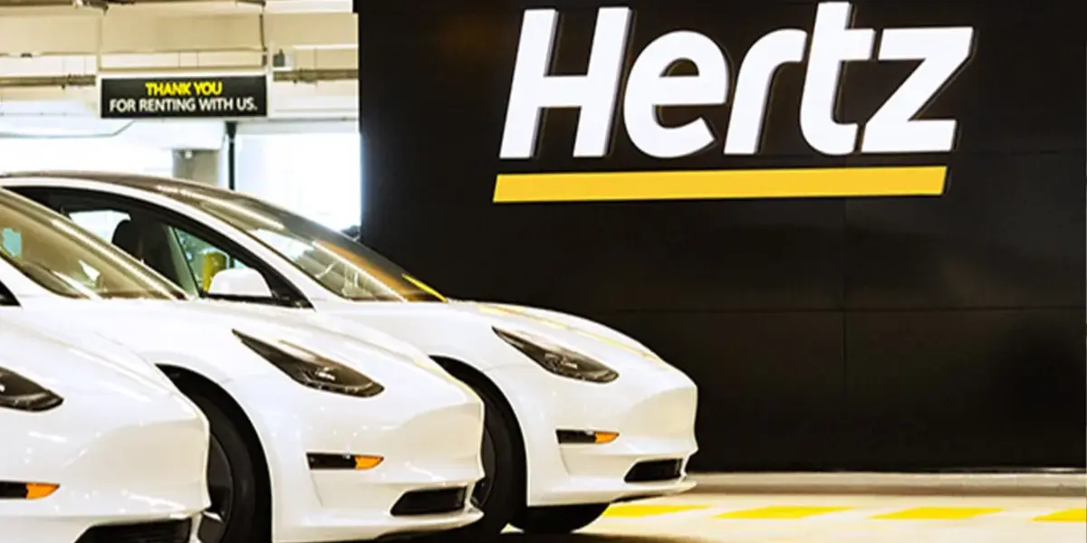 Hertz anuncia que comprará 100,000 coches eléctricos a Tesla: desembolsará un total de 4.200 millones de dólares