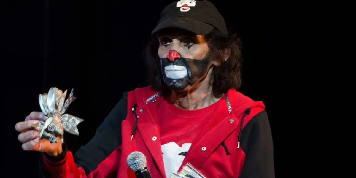 Luego de que se conociera que el payaso Cepillin fue internado de urgencia y no cuenta con dinero, estos son los famosos que se dispusieron a pagar los gastos.