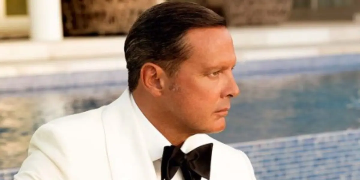 Luis Miguel y las dos biografías con las que cuenta el artista y no conocías