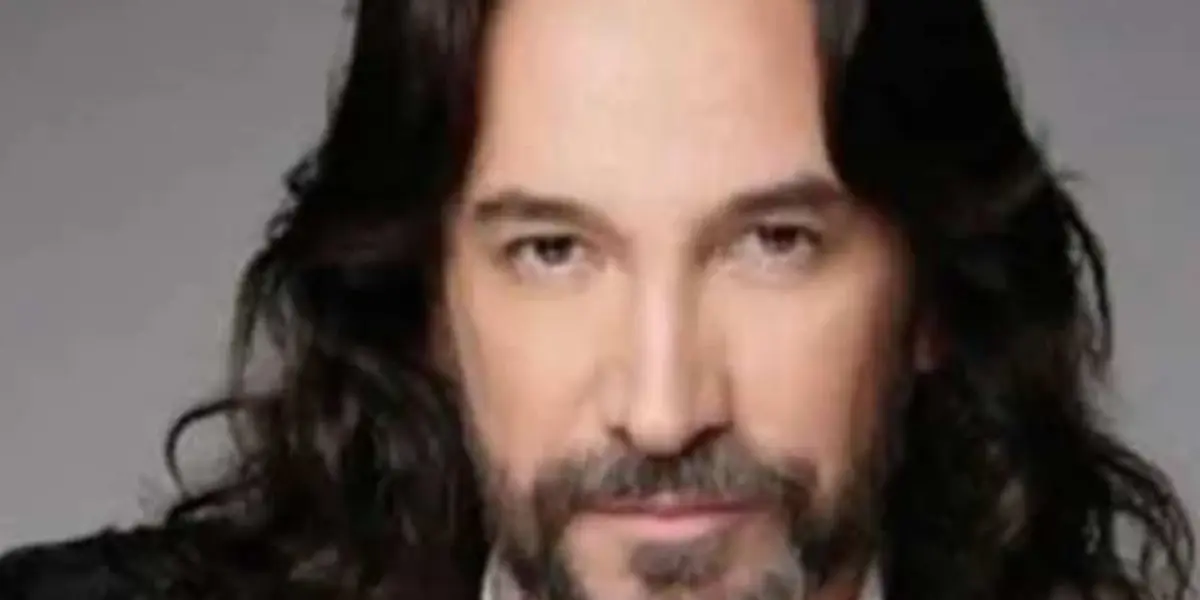 Marco Antonio Solís, abandonó la payasada para convertirse en el “Buki” y llegar al éxito.
