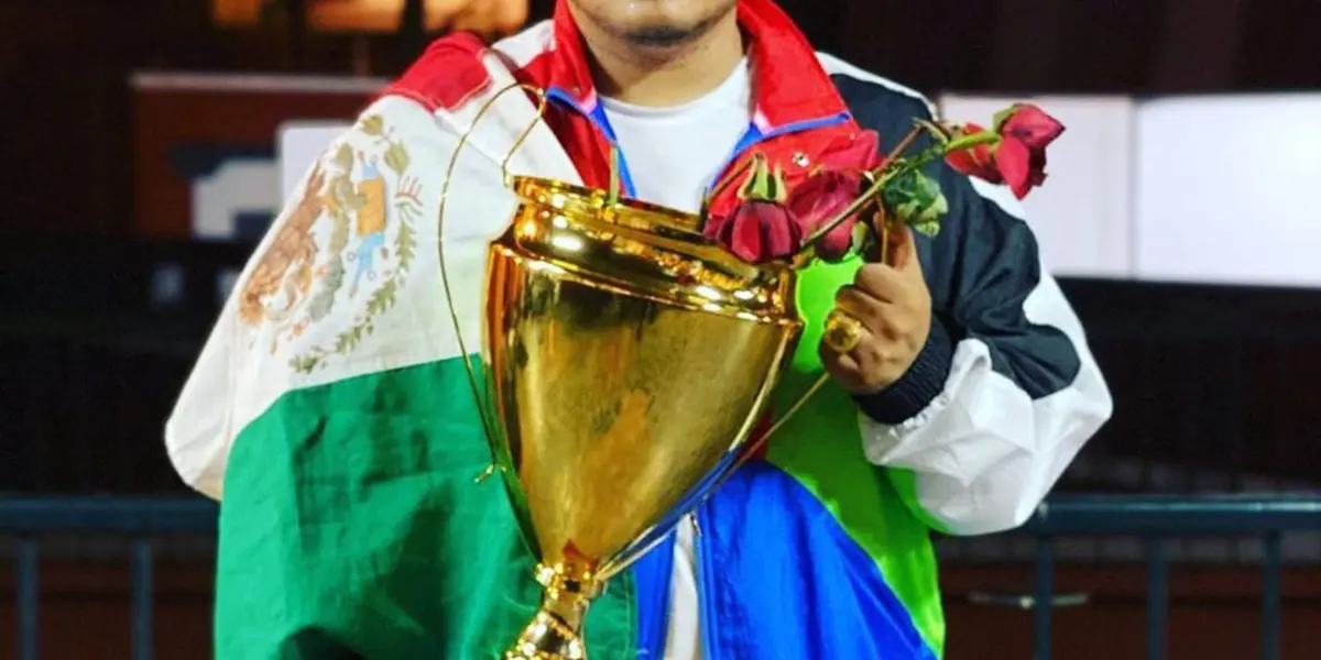 Mauricio Hernández o mas bien conocido como Aczino en el mundo del rap es campeón nacional 4 veces y campeón nacional de la RedBull en 2017.