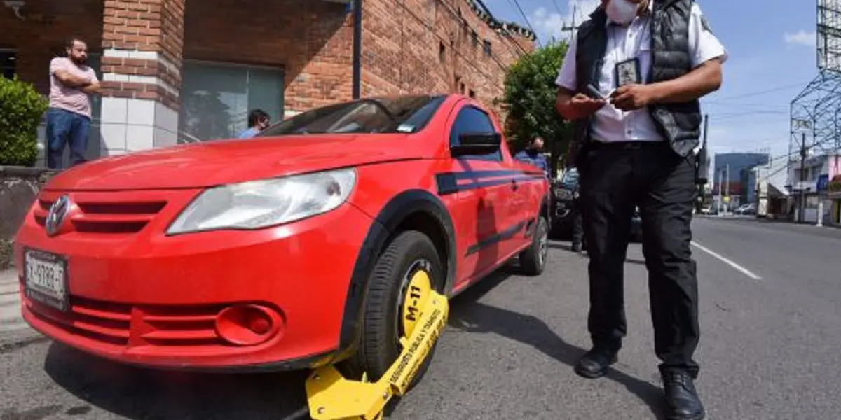 No pagar un parquímetro o exceder el tiempo del mismo puede traerte problemas realmente fuertes.