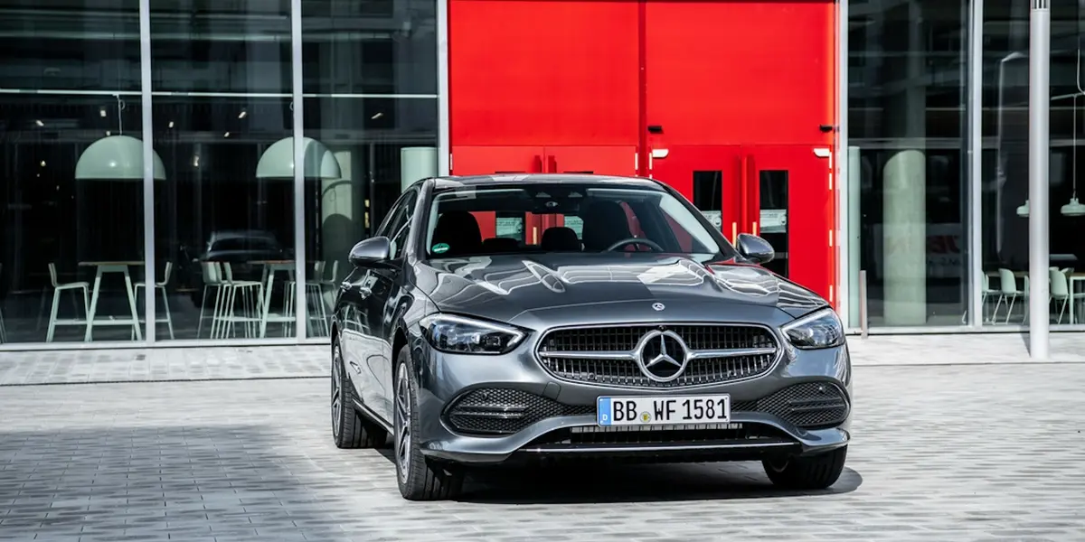 Para 2030, Mercedes Benz será una marca 100 por ciento eléctrica a nivel mundial, al menos en mercados donde esta estrategia sea posible, por lo que la compañía deberá tomar las mejores decisiones sobre sus productos.