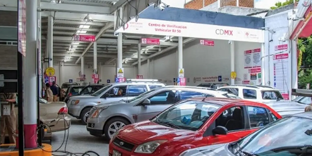 Para realizar el trámite, debes agendar una cita y cumplir con una serie de requisitos. Te decimos qué autos deben realizarla este mes, cómo solicitar el servicio y cuánto cuesta.