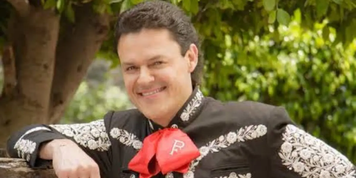 Pedro Fernández de actor y cantante a un magnate hombre de jugosos negocios en México