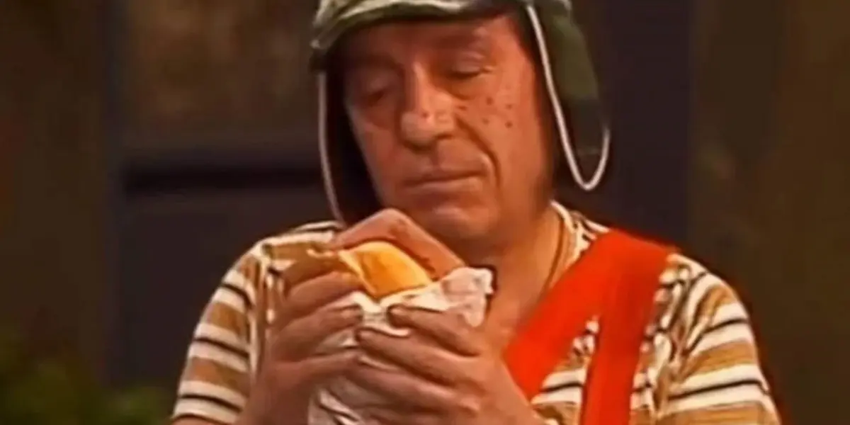 Pensamos que fue Don Ramón quién le dio su primera torta de jamón al Chavo, pero en realidad no fue así sino un misterioso viejito.