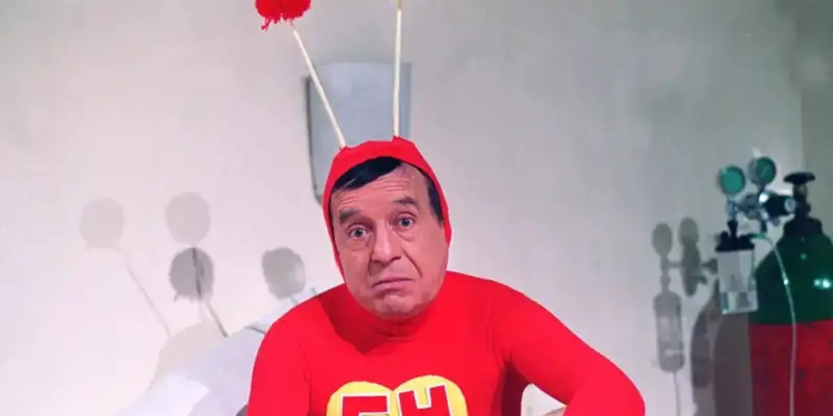 Sabías cuál es el poder de las conocidas “antenitas de vinil” del famoso Chapulín Colorado.