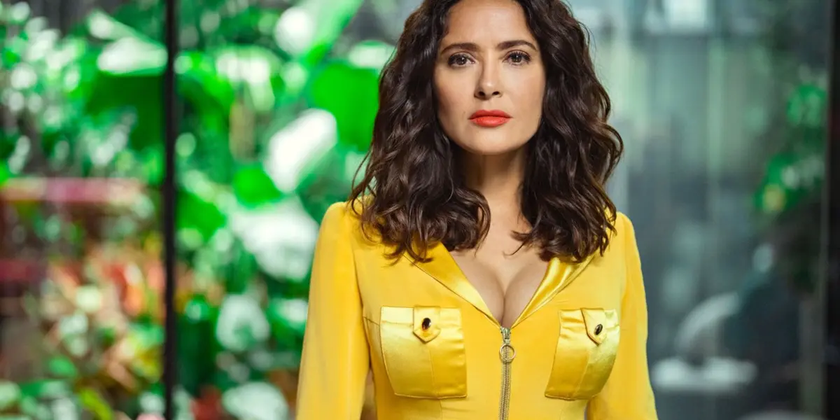 Salma Hayek cuenta con más de 200 millones de dólares en su cuenta pero maneja este discreto auto