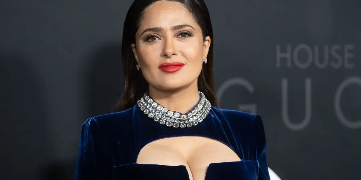 Salma Hayek en una ocasión tuvo que comer un órgano humano como la Reina Isabel