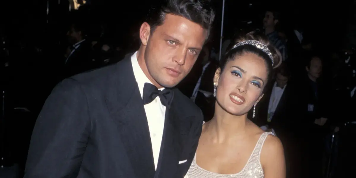Salma Hayek impuso una nueva moda cuando asistió a los Óscar con Luis Miguel