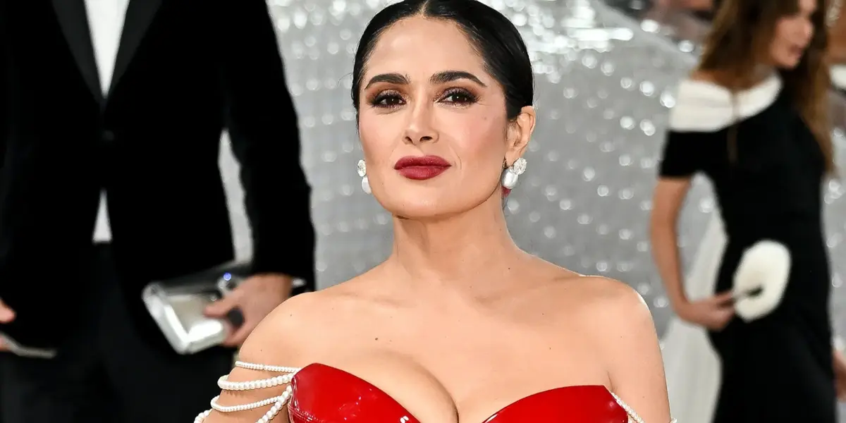Salma Hayek tiene un vicio por esta deliciosa comida chatarra