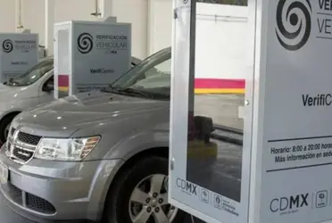Si tienes auto en la Ciudad de México debes realizar la verificación vehicular dos veces al año, ya que es uno de los requisitos indispensables para circular por la capital.