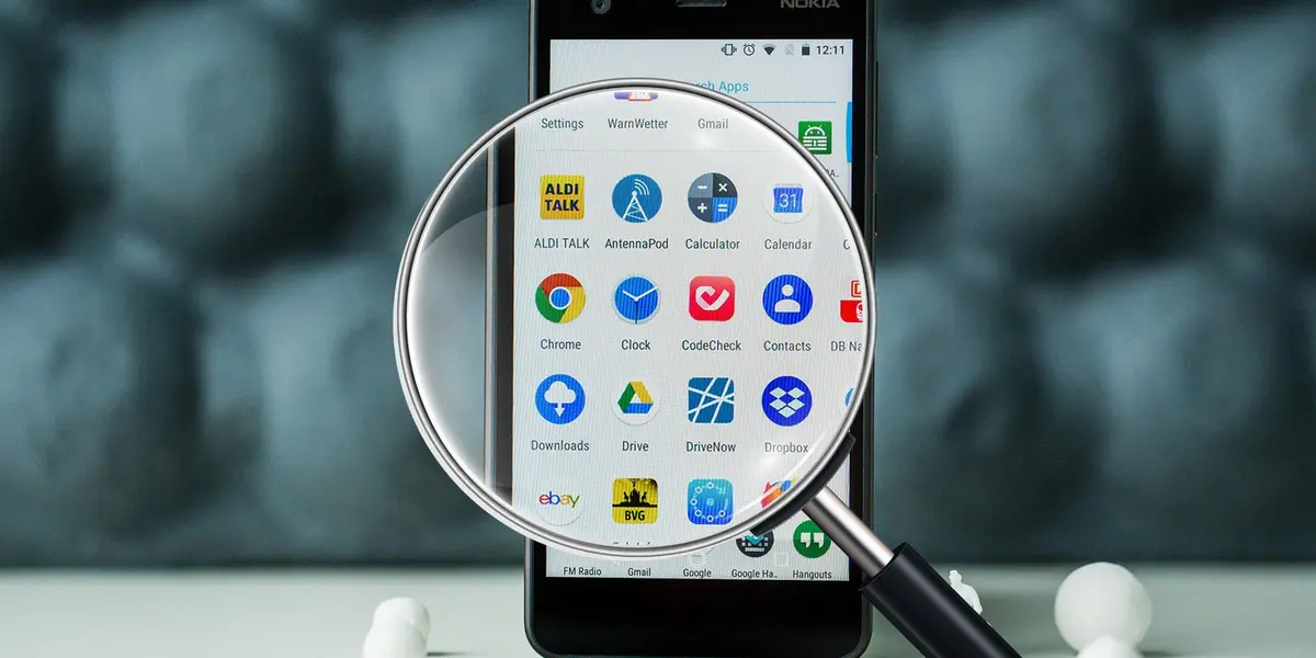 Son aplicaciones que roban tus datos y te espían todo el tiempo.