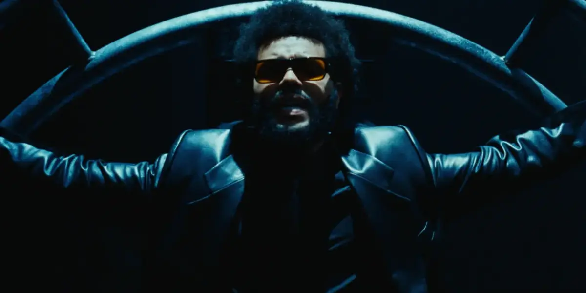 The Weeknd propone en "Dawn FM" un universo onírico y surrealista. Y qué mejor amigo para esa tarea que Jim Carrey, canadiense y estadounidense, intérprete de películas como "La Máscara" o "The Truman Show".