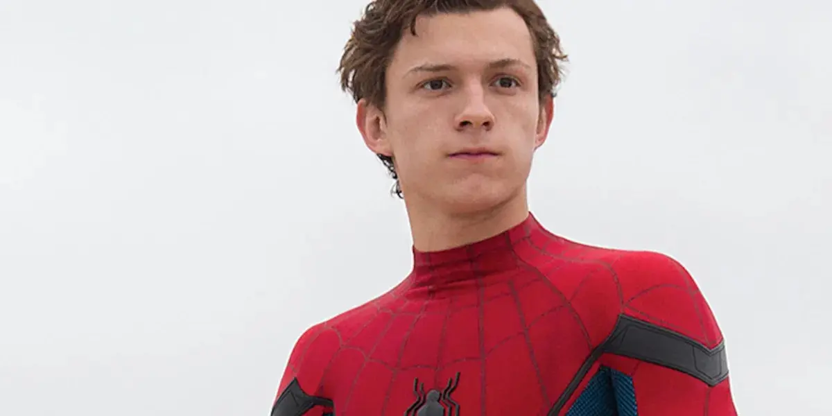 Tom Holland ha hecho varios spoilers de su vida y seguramente nadie lo recuerda
