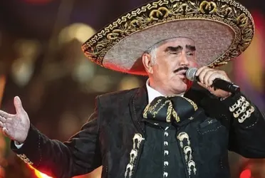 Vicente Fernández dejó una enorme colección de trajes de charro y esto fue lo que pasó con ellos