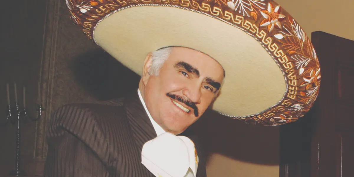 Vicente Fernández fue acusado de de haberse robado uno de sus más grandes éxitos