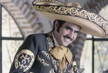 Vicente Fernández fue un hombre bastante estricto y sus hijos pagaron las consecuencias