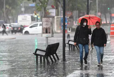 A través de Twitter, la dependencia prevé que las precipitaciones se mantenga al menos hasta el domingo 10 de abril. 