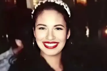 Conoce cual fue el teléfono celular que utilizó Selena Quintanilla
