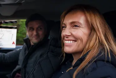 De los productores de Big Little Lies y The Undoing, esta ficción de ocho capítulos se centra en la perspectiva de una hija que se da cuenta de que sabe menos sobre su madre de lo que pensaba.