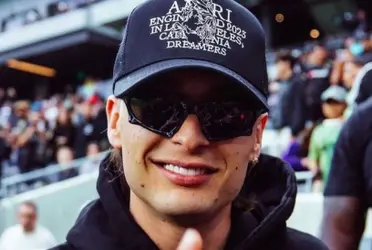 Descubre como ha decidido llamar Peso Pluma a sus amigos