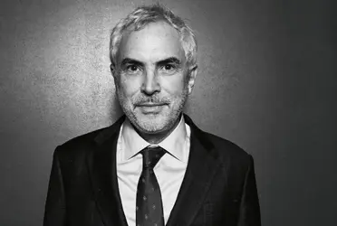 Disclaimer es el título de la serie que Alfonso Cuarón prepara para Apple TV Plus. El ganador del Oscar por Roma y Gravity capitaneará la adaptación de la novela homónima de Renée Knight que estará protagonizada por Cate Blanchett y Kevin Kline. 