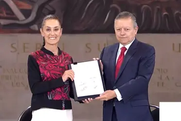 Durante la firma del convenio, la Jefa de Gobierno, Claudia Sheinbaum, afirmó que "no hay nada más difícil.