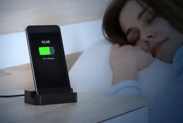 El problema es que en muchos casos una tarea tan simple puede dañar el dispositivo y a continuación te decimos por qué.