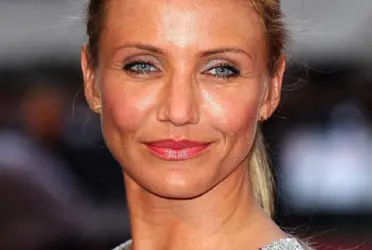 En el clip, Foxx –ganador del Oscar por Ray– pide ayuda a Tom Brady, considerado como el mejor jugador en la historia del fútbol americano y que este mismo año anunció su retirada para dar marcha atrás apenas un mes después, a la hora de prepara un Diaz sobre su vuelta a la gran pantalla. 