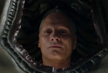 La trama sigue principalmente a Saul Tenser (Mortensen), el organizador detrás de grandes demostraciones en las que pone a prueba estas operaciones estéticas y creaciones.