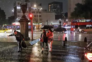 Las condiciones ambientales en la Ciudad de México no son favorecedoras, muestra de ello, la contaminación. Oficialmente este periodo de días grises terminará en junio.
