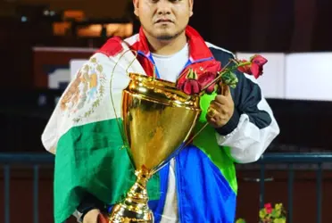 Mauricio Hernández o mas bien conocido como Aczino en el mundo del rap es campeón nacional 4 veces y campeón nacional de la RedBull en 2017.