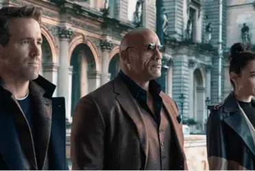 "Red Notice" generó 328,8 millones de horas de visualización, informa Netflix, superando el récord anterior de "Bird Box" de Sandra Bullock lanzada en 2018 con 282 millones de horas de visualización.