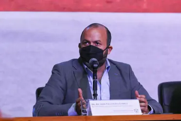 Sobre los contagios en maestros de educación básica, el mandatario estatal, informó que ya van a la baja, y que entre la población estudiantil no se han generado contagios significativos.